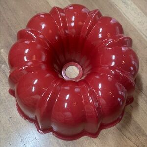 Red Bundt Cake Pan
